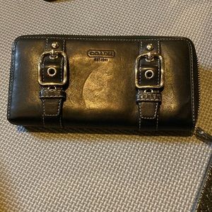 Coach Leather Zip Wallet